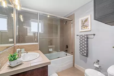 3028 SW Avalon Way #B, Seattle, WA 98126 - Photo 17