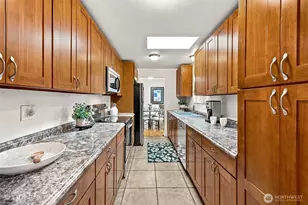 612 S 195th St, Des Moines, WA 98148 - Photo 9