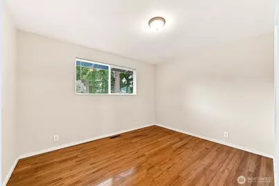 612 S 195th Street, Des Moines, WA 98148 - Photo 15