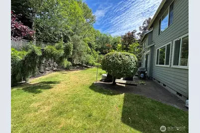 4606 230th Terrace SE, Sammamish, WA 98075 - Photo 15