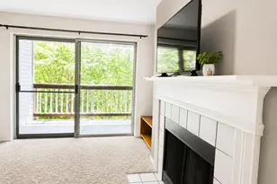 23319 Cedar Way, Mountlake Terrace, WA 98043 - Photo 9