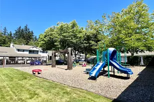 23319 Cedar Way, Mountlake Terrace, WA 98043 - Photo 29