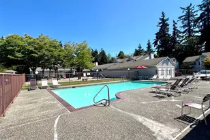 23319 Cedar Way, Mountlake Terrace, WA 98043 - Photo 25