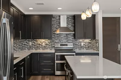 2125 Western Avenue #3, Seattle, WA 98121 - Photo 5
