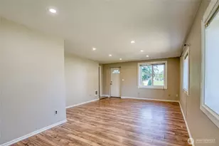 121 W Marion St, Aberdeen, WA 98520 - Photo 5
