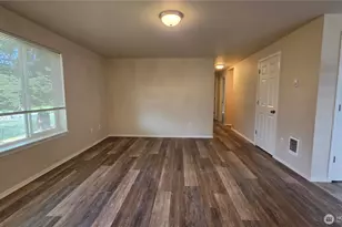 123 W Marion St, Aberdeen, WA 98520 - Photo 7