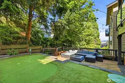 3046 SW Manning Street, Seattle, WA 98126 - Photo 29