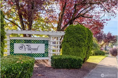 8313 126th Place SE, Newcastle, WA 98056 - Photo 37