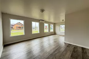 519 28th St, Hoquiam, WA 98550 - Photo 3