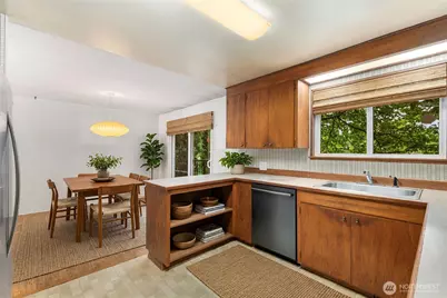 19524 14th Avenue NE, Shoreline, WA 98155 - Photo 13