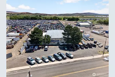 300 S Main Street, Kittitas, WA 98934 - Photo 3