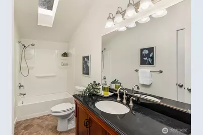 11727 Arrow Point Drive NE, Bainbridge Island, WA 98110 - Photo 17