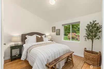 11727 Arrow Point Drive NE, Bainbridge Island, WA 98110 - Photo 19