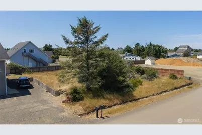 963 Silver King Avenue SE, Ocean Shores, WA 98569 - Photo 1