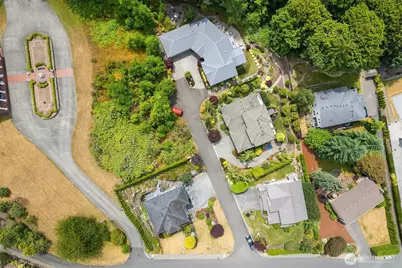 8036 Cyrus Place, Edmonds, WA 98026 - Photo 15