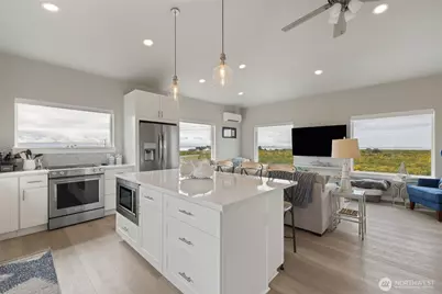 1038 Point Brown Avenue SE, Ocean Shores, WA 98569 - Photo 15