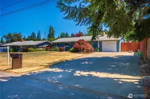 3517 Oas Dr W, University Place, WA 98466 - Photo 3
