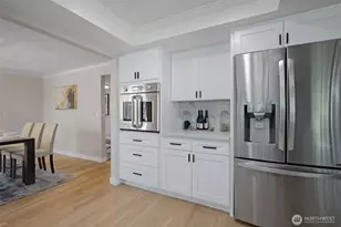 15442 SE 22nd Pl, Bellevue, WA 98007 - Photo 13