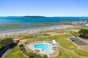 23007 Marine View Dr S, Des Moines, WA 98198 - Photo 17