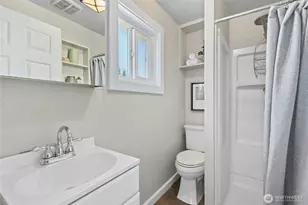 1035 Temple Dr, Everett, WA 98201 - Photo 15