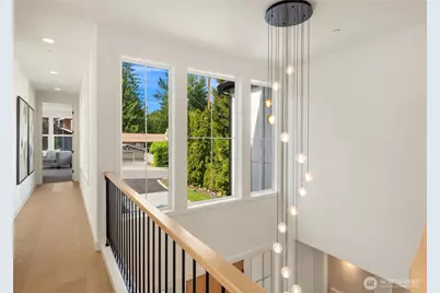 10223 NE 24th Street, Bellevue, WA 98004 - Photo 13