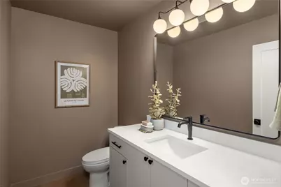 10223 NE 24th Street, Bellevue, WA 98004 - Photo 27