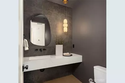 10223 NE 24th Street, Bellevue, WA 98004 - Photo 9