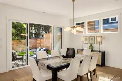10223 NE 24th Street, Bellevue, WA 98004 - Photo 7