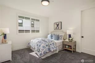 10223 NE 24th St, Bellevue, WA 98004 - Photo 19