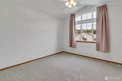 1925 19th Street SE, Puyallup, WA 98372 - Photo 27