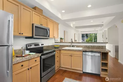 4132 248th Court SE, Sammamish, WA 98029 - Photo 15
