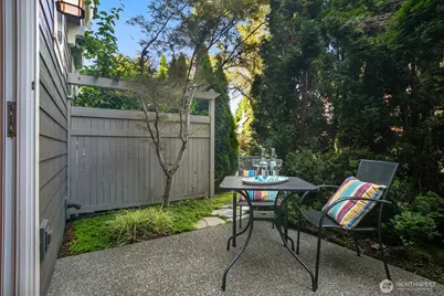 4132 248th Court SE, Sammamish, WA 98029 - Photo 29