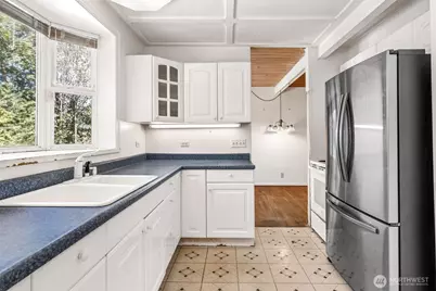 6727 21st Avenue SW, Seattle, WA 98106 - Photo 7