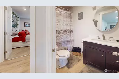 521 E Magnolia Avenue, Burlington, WA 98233 - Photo 9