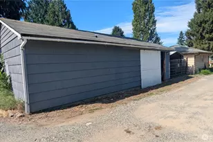 521 E Magnolia Ave, Burlington, WA 98233 - Photo 25