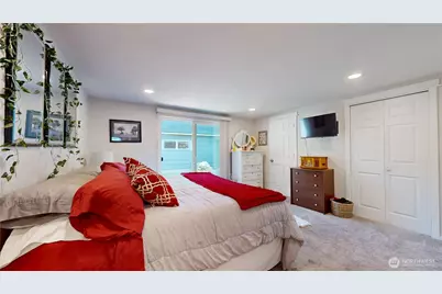 521 E Magnolia Avenue, Burlington, WA 98233 - Photo 13