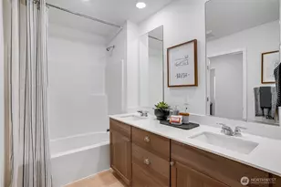 14405 204th Ave Ct E, Bonney Lake, WA 98391 - Photo 35