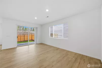 14405 204th Avenue Ct E, Bonney Lake, WA 98391 - Photo 5