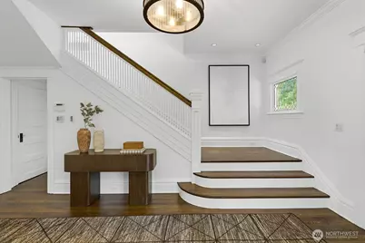 403 18th Avenue E, Seattle, WA 98112 - Photo 5