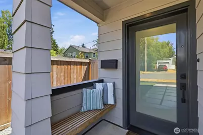 2109 NE 83rd Street, Seattle, WA 98115 - Photo 3