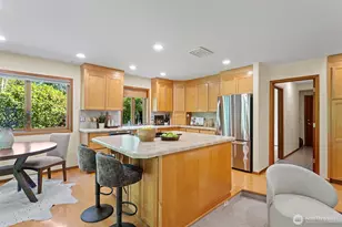 7810 175th St SW, Edmonds, WA 98026 - Photo 5