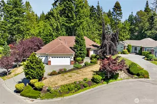 2315 Westwood Dr, Anacortes, WA 98221 - Photo 1