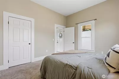 337 Loves Avenue, Woodland, WA 98674 - Photo 11