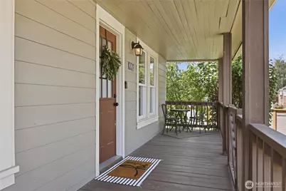 337 Loves Avenue, Woodland, WA 98674 - Photo 5