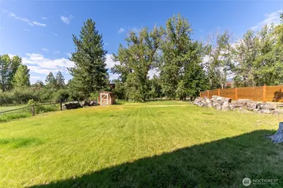 821 Riverside Street, Winthrop, WA 98862 - Photo 17