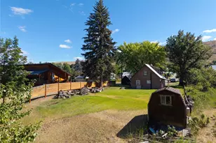 821 Riverside St, Winthrop, WA 98862 - Photo 11