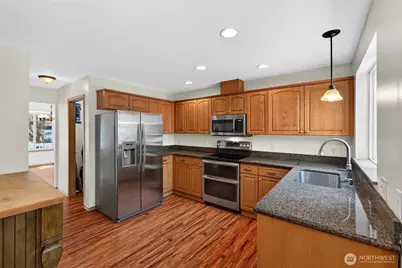 21415 116th Street E, Bonney Lake, WA 98391 - Photo 3