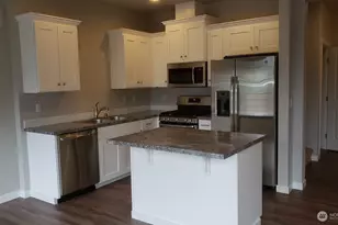 15908 39th Ave E, Tacoma, WA 98446 - Photo 7