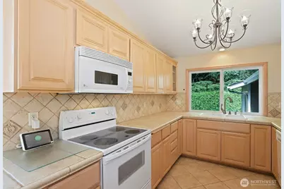4706 Caldwell Road E, Edgewood, WA 98372 - Photo 9