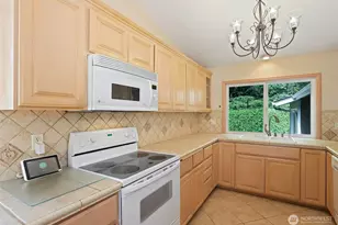 4706 Caldwell Rd E, Edgewood, WA 98372 - Photo 9